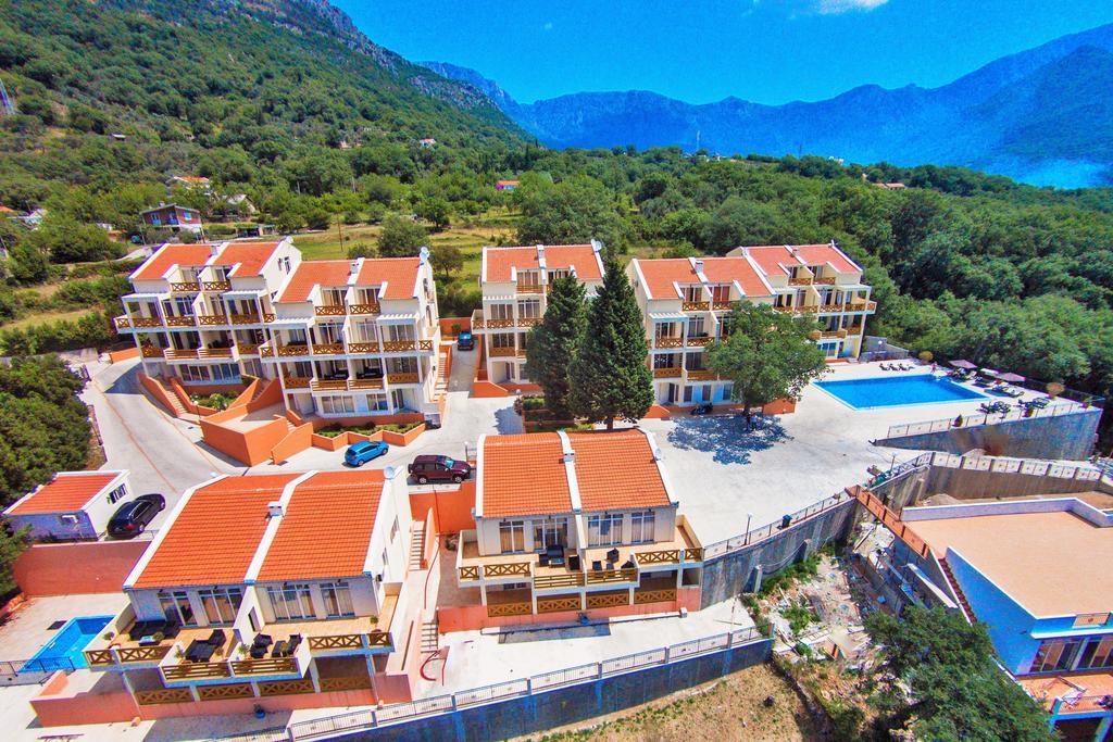Berg Apartments Бар Экстерьер фото